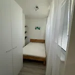 Modern Near Football Stadium Апартаменты Кошице