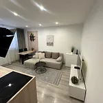 Modern Near Football Stadium Апартаменты Кошице