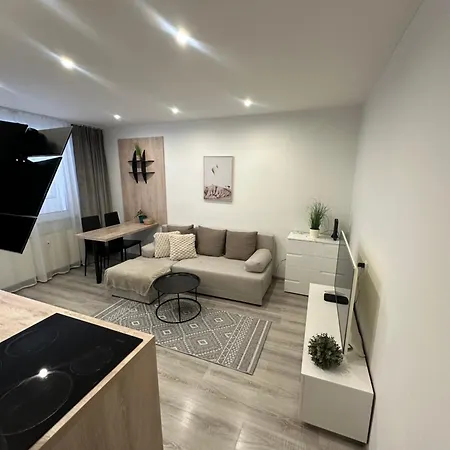 Modern Near Football Stadium アパート コシツェ